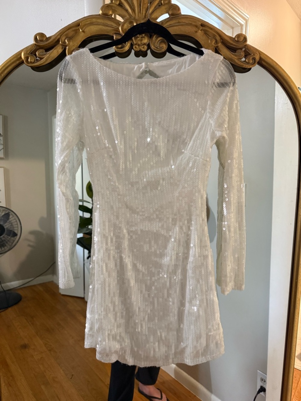Selfie Leslie White Sequin Long Sleeve Mini Dress